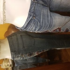 Forever 21 embroidered skinny hip hugger jeans medium wash size 29
